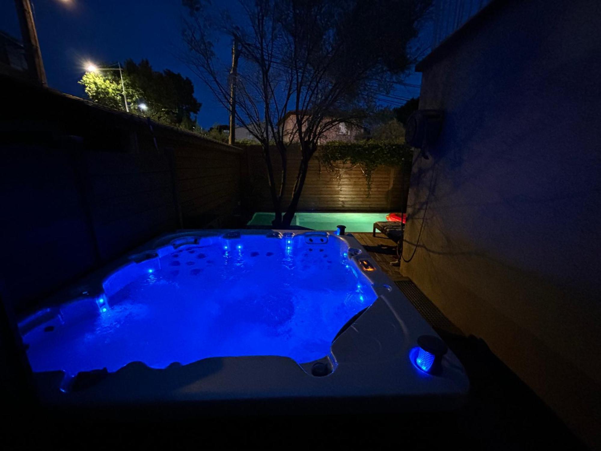 Maison Avec Piscine Et Jacuzzi Proche Des Plages 툴롱 외부 사진
